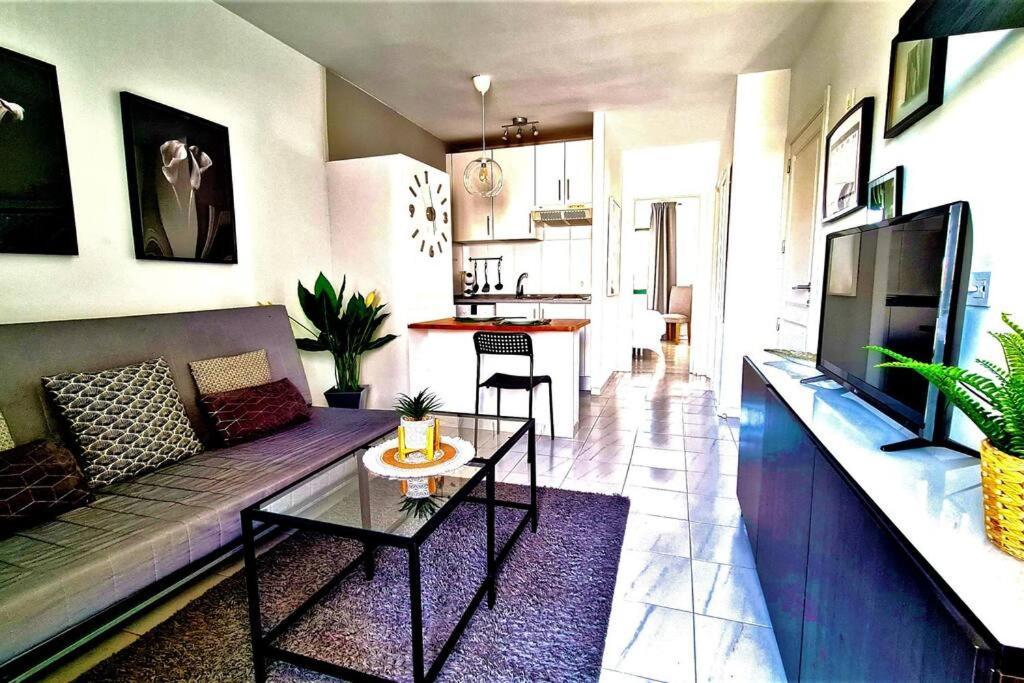 Cactus, Playa Y Piscina Apartment Costa Teguise Ngoại thất bức ảnh