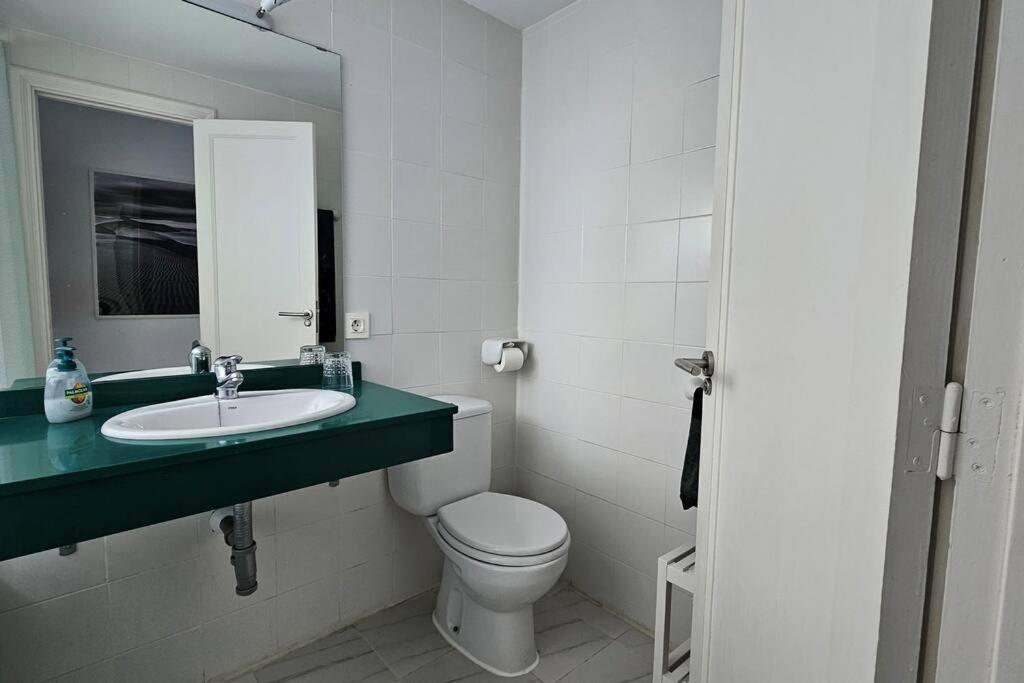 Cactus, Playa Y Piscina Apartment Costa Teguise Ngoại thất bức ảnh