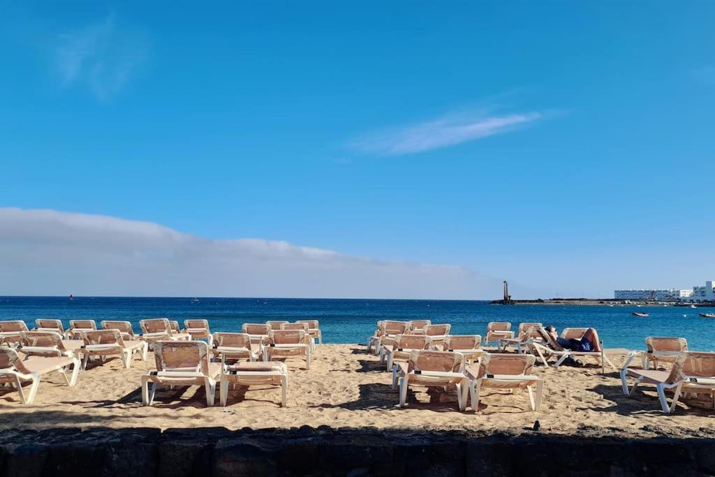 Cactus, Playa Y Piscina Apartment Costa Teguise Ngoại thất bức ảnh
