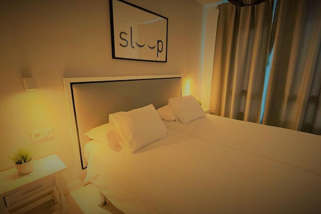 Cactus, Playa Y Piscina Apartment Costa Teguise Ngoại thất bức ảnh