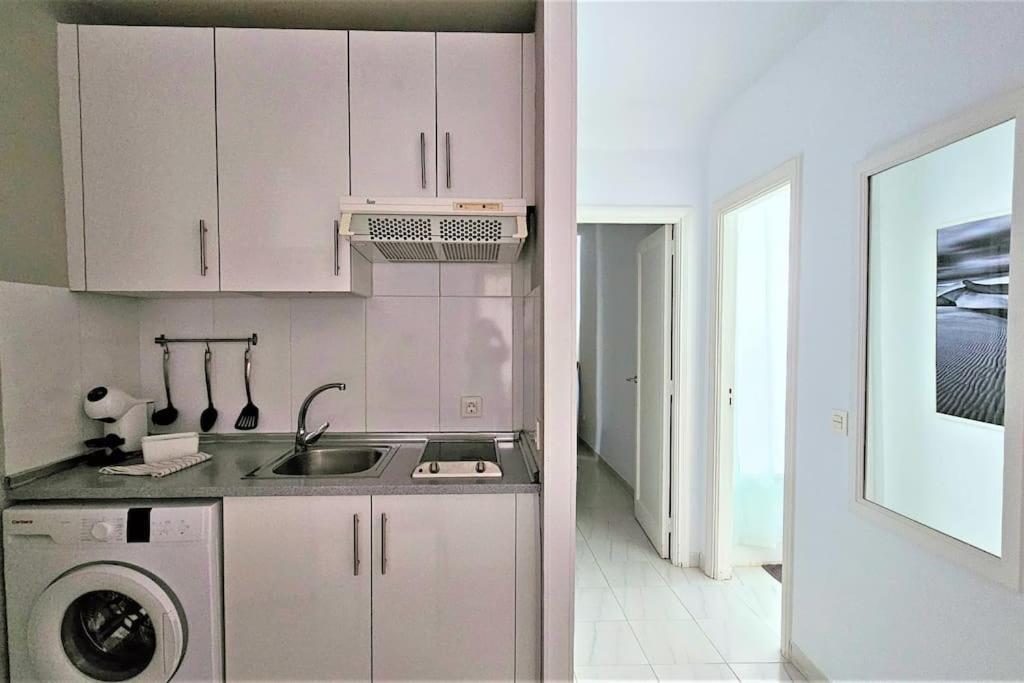 Cactus, Playa Y Piscina Apartment Costa Teguise Ngoại thất bức ảnh