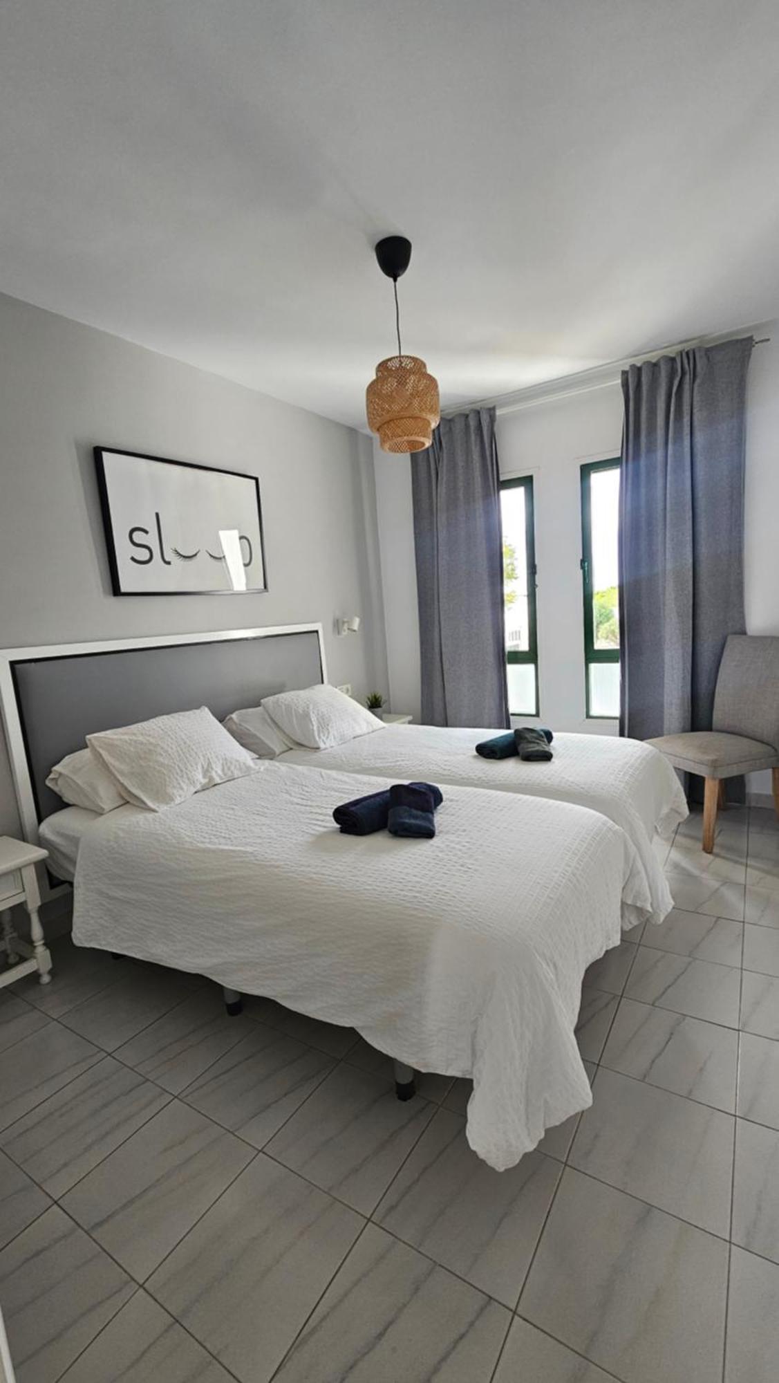 Cactus, Playa Y Piscina Apartment Costa Teguise Ngoại thất bức ảnh